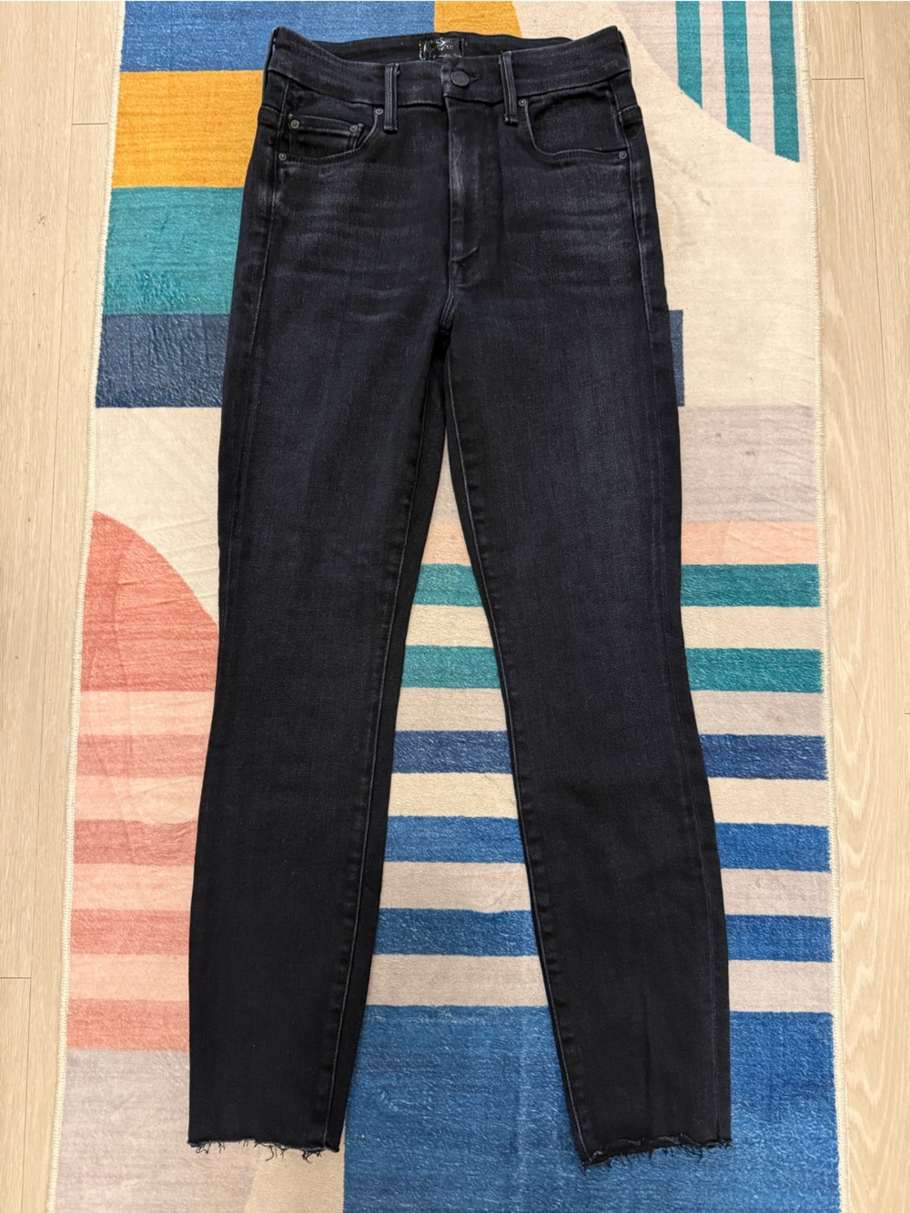 MOTHER Looker Ankle Fray Skinny Jeans Black Wash Raw Hem Stretch Denim Sz 26